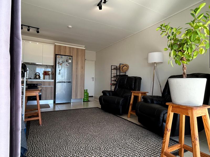 To Let 1 Bedroom Property for Rent in Sandown Western Cape